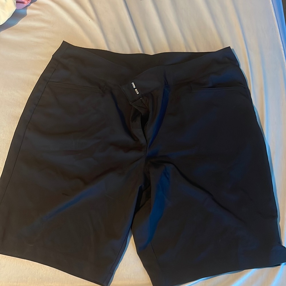 PGA women golf shorts